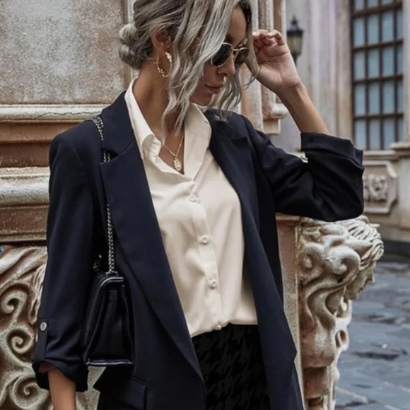 NWOT Zara Beige Button Up Blouse Size Small - Picture 3 of 11